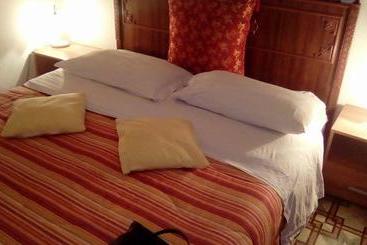 酒店 Graziella Rooms And Apartments