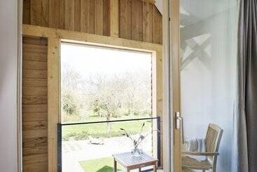 Meinwolfsburg Hotel Auf Dem Rittergut Vormals Yard Boarding