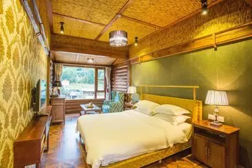 Hotel Lugu Lake Love Inn