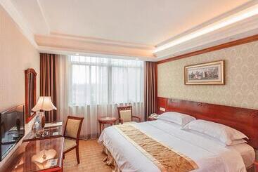 Vienna Hotel Dongguan Songshan Lake