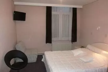 Hotel Kristoffel Ontbijt Inbegrepen