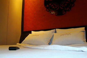 هتل La Costa Adults Only