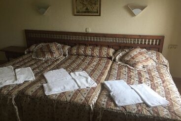 هتل Montes Blancos