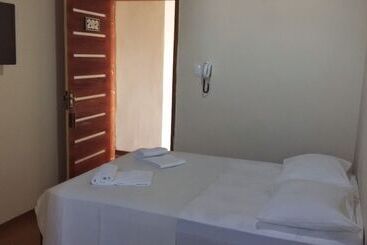 ホテル Sobrado 25 Hostel