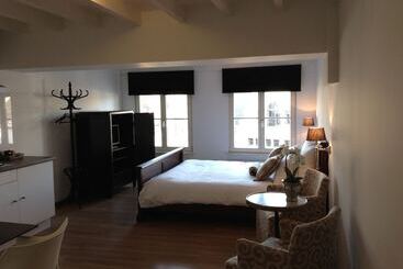 فندق T Stadhuys Grote Markt