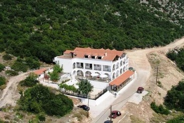 آپارتمان Travlos Studios