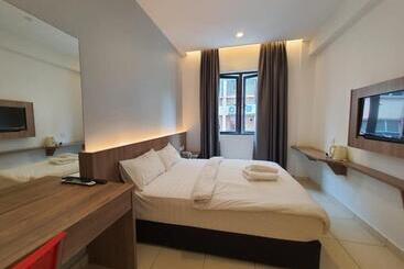 ホテル Golden View Nilai