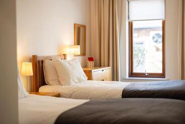 Hotelli Lion & Pheasant