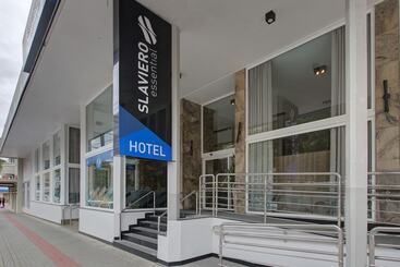 호텔 Slaviero Blumenau