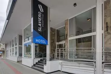 ホテル Slaviero Blumenau