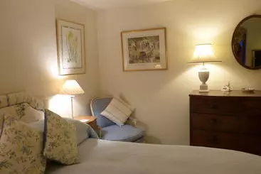 Bed and Breakfast Wooden Cabbage House