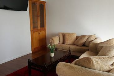 Hotel Holiday Homes On Grey St