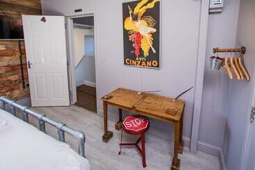 Apartamentos turísticos James Place At Dowlais