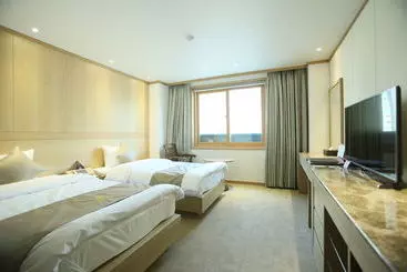 Hotel Avalon