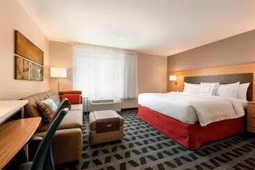 ホテル Towneplace Suites By Marriott Pittsburgh Airport/robinson Township