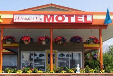 汽车旅馆 Harmony Inn