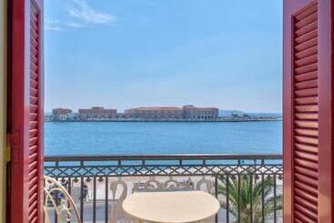 پانسیون Boutique Florence