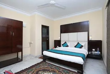 Hotel Laksh Residency by OYO