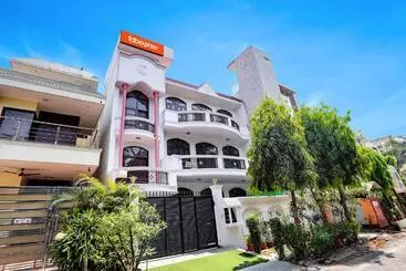 Hotel Fabexpress Ivy Inn Sector 35
