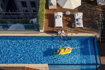 Four Seasons Hotel Dubai International Financial Centre