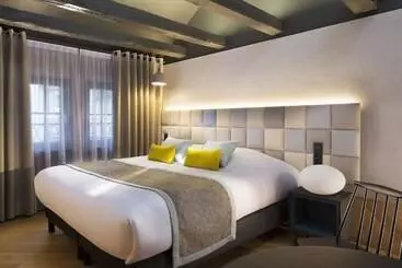 ホテル Le Colombier Suites