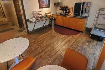 モーテル Wyo Inn