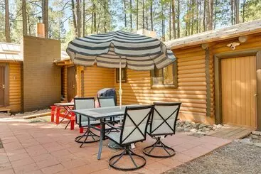 Mökkimajoitus 11 Mi To Rainbow Lake: Family Home W/ Large Yard