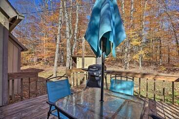 بيت ريفى 1 Mi To Arrowhead Lake: Pocono Home W/ Fire Pit
