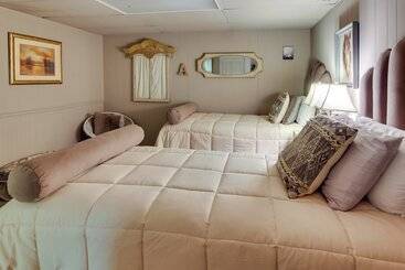 بيت ريفى Cabin In Lake Lure; Near Chimney Rock & Asheville!