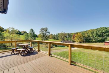 بيت ريفى Hidden Hollow  Family Home In Amish Country!