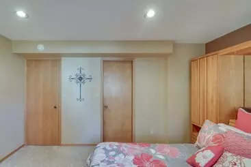 Mökkimajoitus Bigfork Village Retreat   1 Mi To Flathead Lake!