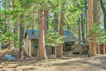 茅舍 Peaceful  Little Doll House  Cabin W/ Grill!