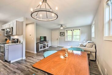 بيت ريفى Newland Retreat W/ Creek, Near Hiking + Wineries!