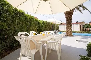 Apartments Neq