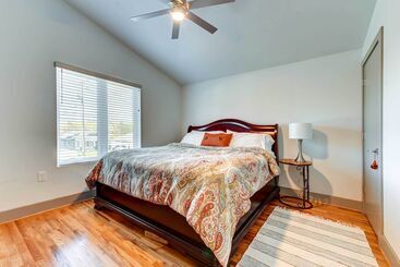 茅舍 Modern Home With Yard 3 Mi To Uptown Charlotte!