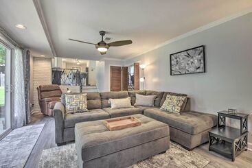 Vidéki Ház Updated High Point Retreat W/ Pool & Backyard