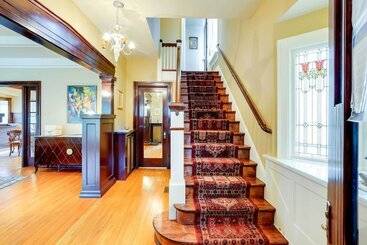 茅舍 Charming Mpls Home W/ Patio   Walk To Uptown!
