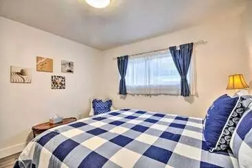 コテージ Modern Oregon House   1/2 Mi From Rockaway Beach!
