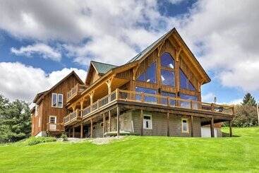 Quinta ou Casa Rural Naples Cabin W/ Lake Views & Wraparound Deck!