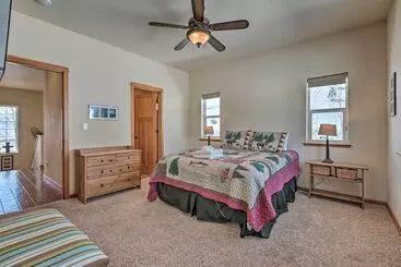 Mökkimajoitus South Lake Tahoe Retreat W/ Mountain View Deck