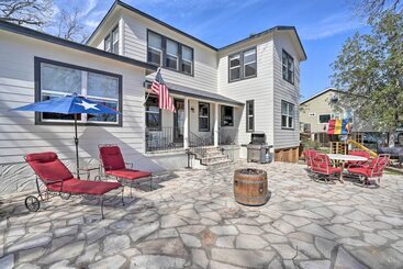 Dom wiejski Spacious Lake Placid Retreat W/ Gorgeous Views!