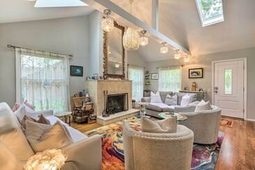Cute East Hampton Cottage W/ Patio   Walk To Beach