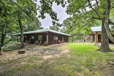 Casa Rural Pine Lodge Cabin On 450 Acres In Ozark Mountains