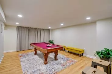 Mökkimajoitus Spacious Family Friendly Home On Port Orchard