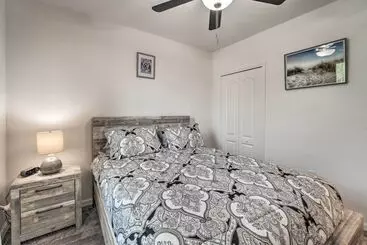 Mökkimajoitus Sunny Abode < 1 Mi To Peace River Preserve!