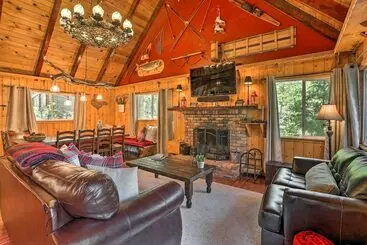 コテージ Tree House Chalet In Lake Arrowhead Village