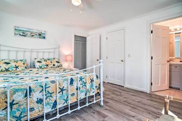 Сельский дом Updated Yarmouth Escape Near Swan Pond + Beaches!