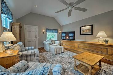 Vakantiehuisje Upscale Orleans Home W/ Deck, 1 Mi To Nauset Beach