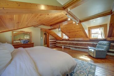 بيت ريفى Restored Candler Log Cabin W/ Private Office!