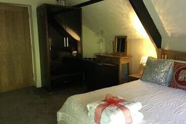 Bed and Breakfast Cherrywood Lodge